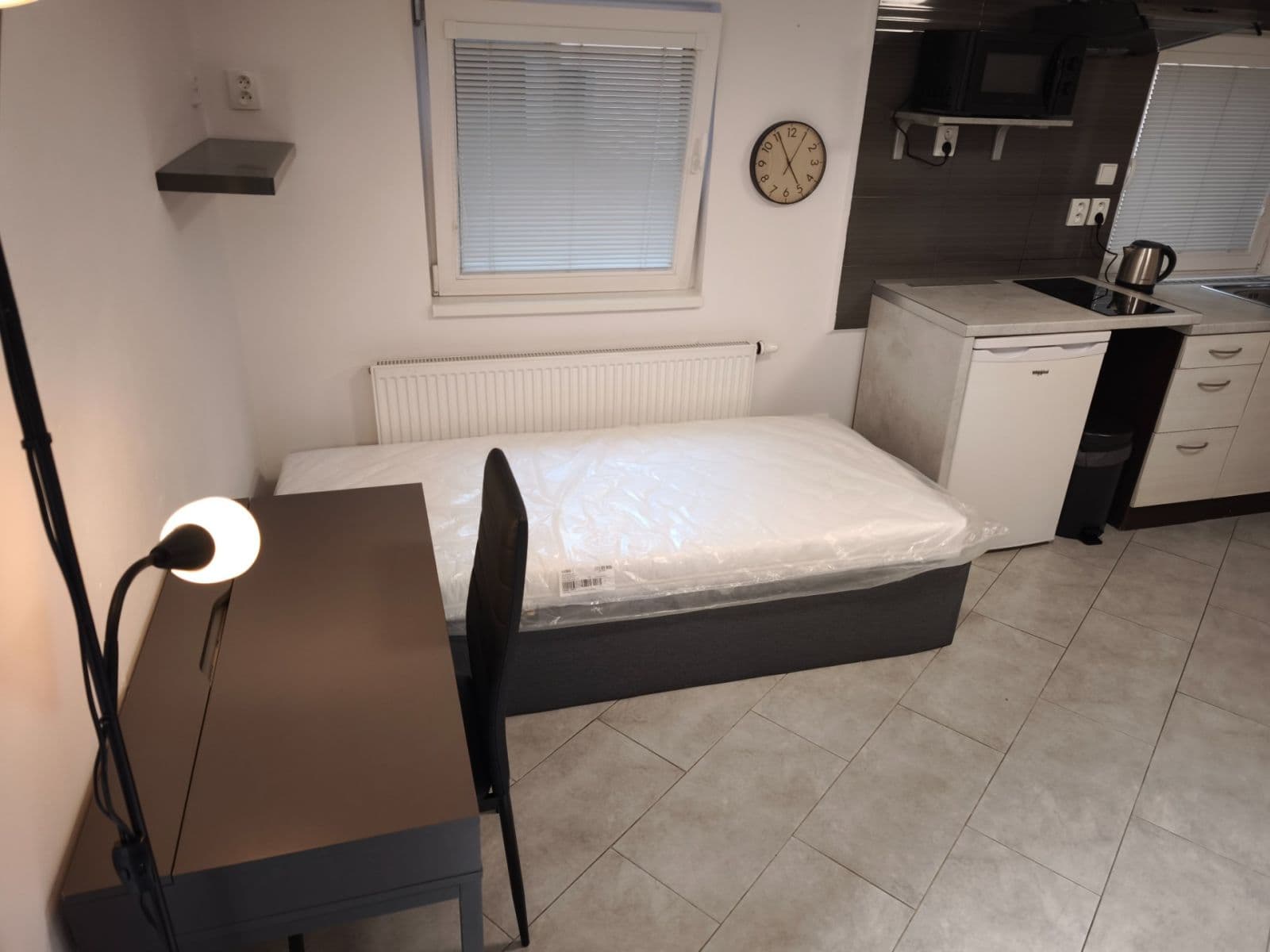 Pronájem bytu Garsoniéra 18 m², Velvarská, Horoměřice, Středočeský kraj Pronájem bytu Garsoniéra 18 m², Velvarská, Horoměřice, Středočeský kraj