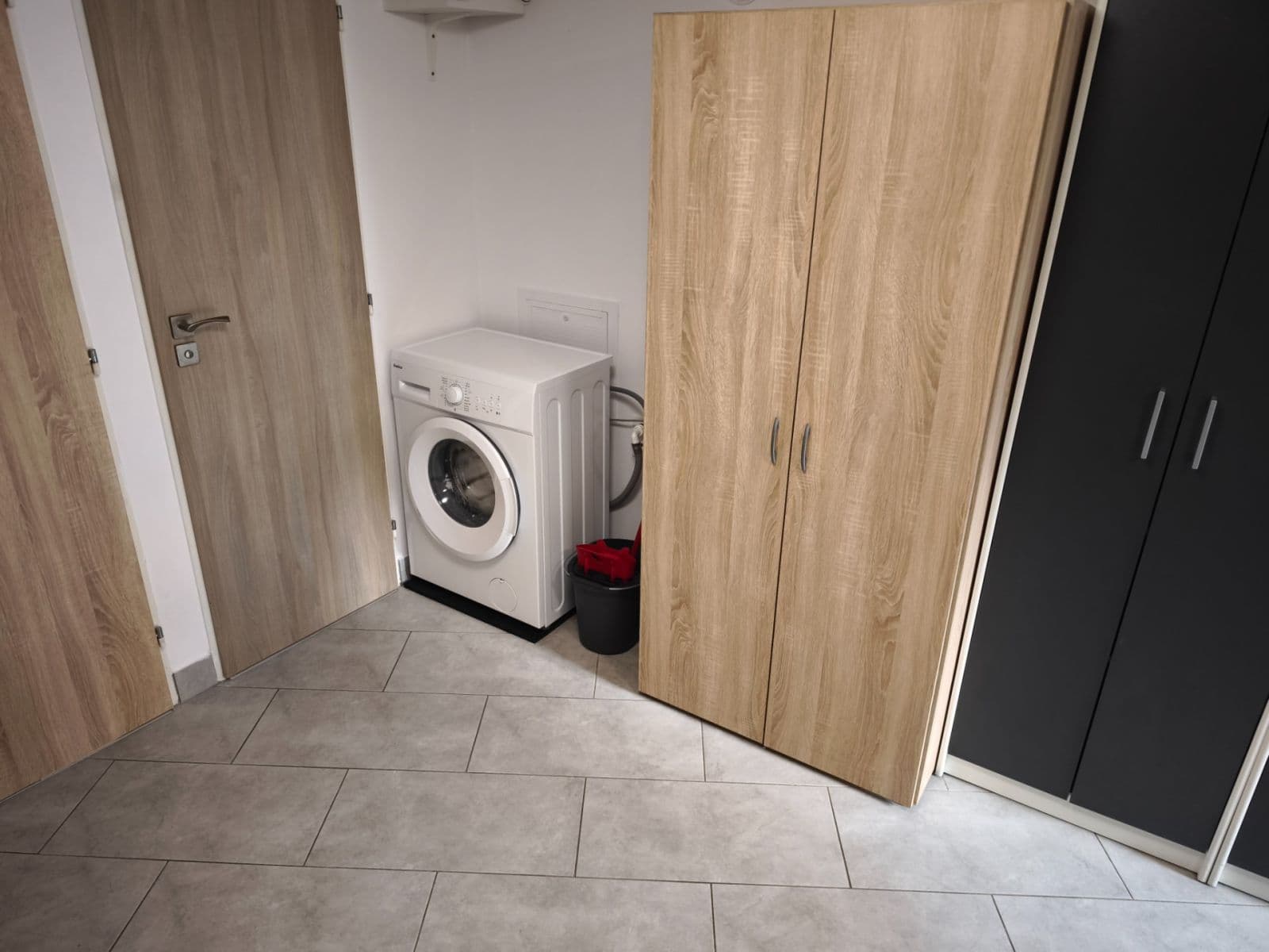 Pronájem bytu Garsoniéra 18 m², Velvarská, Horoměřice, Středočeský kraj Pronájem bytu Garsoniéra 18 m², Velvarská, Horoměřice, Středočeský kraj