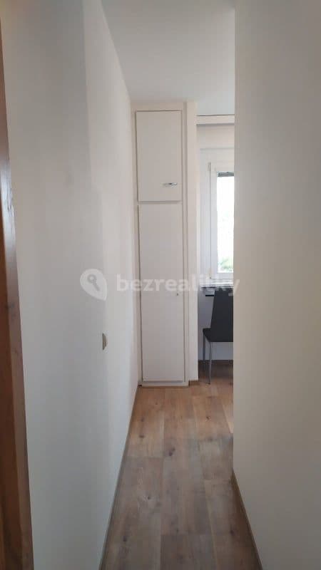 Pronájem bytu 1+1 37 m², Merhautova, Brno, Jihomoravský kraj Pronájem bytu 1+1 37 m², Merhautova, Brno, Jihomoravský kraj