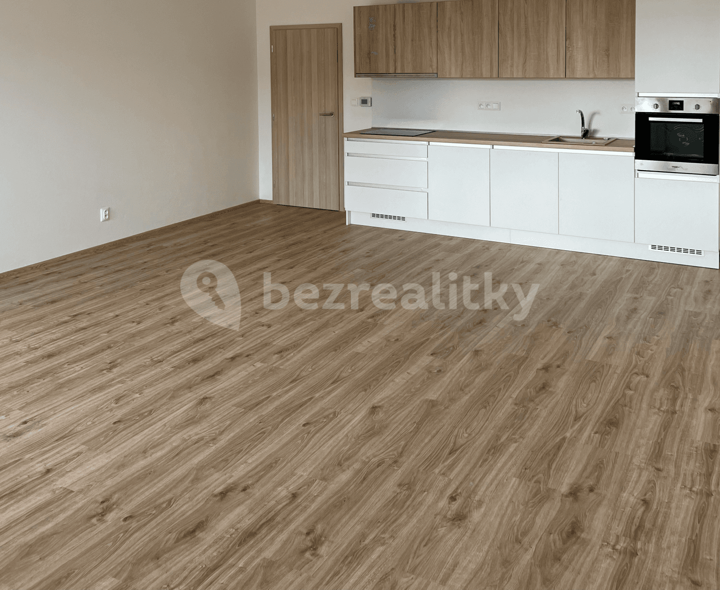 Pronájem bytu 1+kk 57 m², Zlatá Hora, Slavkov u Brna, Jihomoravský kraj Pronájem bytu 1+kk 57 m², Zlatá Hora, Slavkov u Brna, Jihomoravský kraj