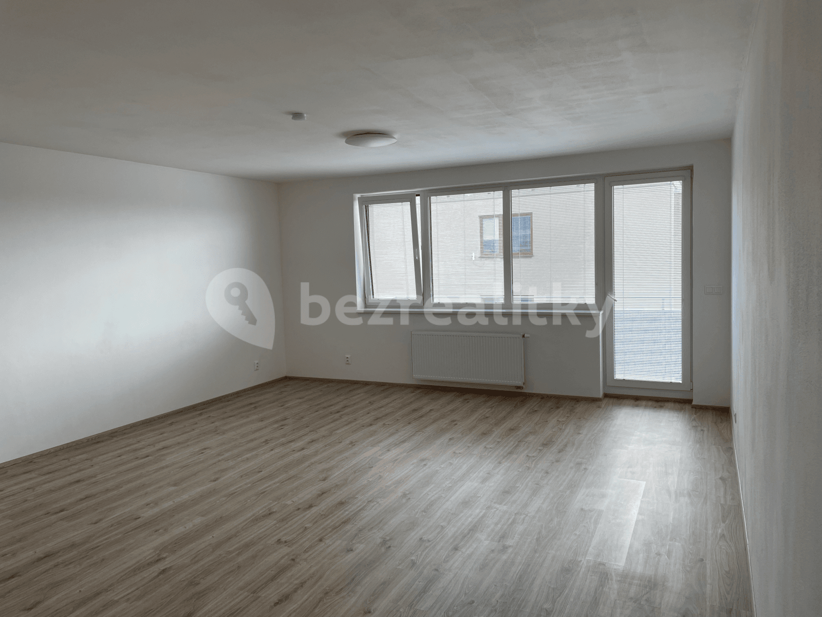 Pronájem bytu 1+kk 57 m², Zlatá Hora, Slavkov u Brna, Jihomoravský kraj Pronájem bytu 1+kk 57 m², Zlatá Hora, Slavkov u Brna, Jihomoravský kraj