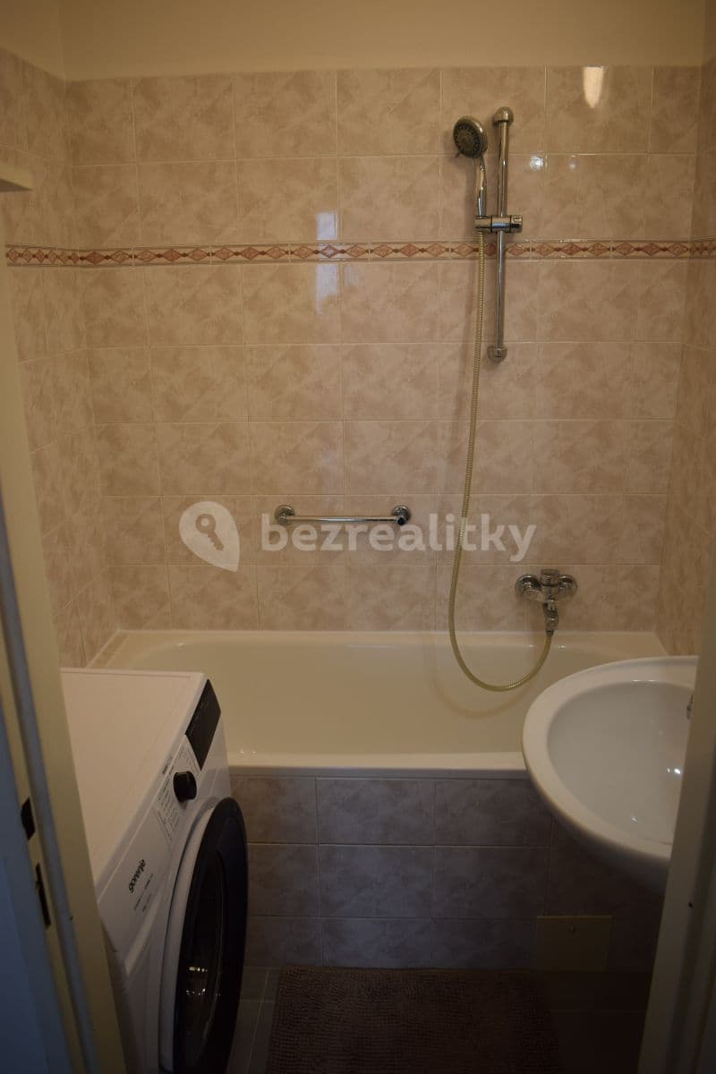 Pronájem bytu 3+1 74 m², Laurinova, Mladá Boleslav, Středočeský kraj Pronájem bytu 3+1 74 m², Laurinova, Mladá Boleslav, Středočeský kraj