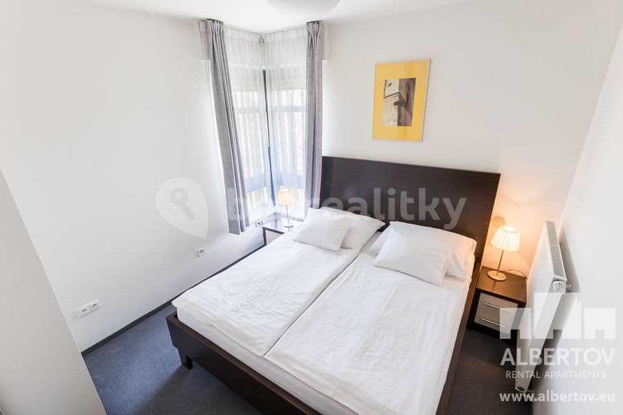 Pronájem bytu 2+kk 50 m², Horská, Praha, Praha Pronájem bytu 2+kk 50 m², Horská, Praha, Praha