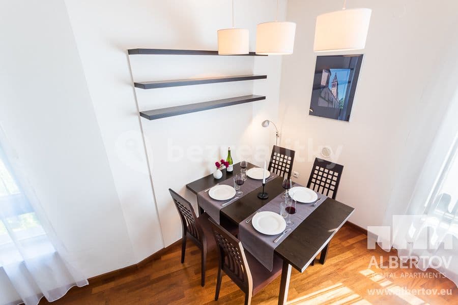 Pronájem bytu 2+kk 50 m², Horská, Praha, Praha Pronájem bytu 2+kk 50 m², Horská, Praha, Praha