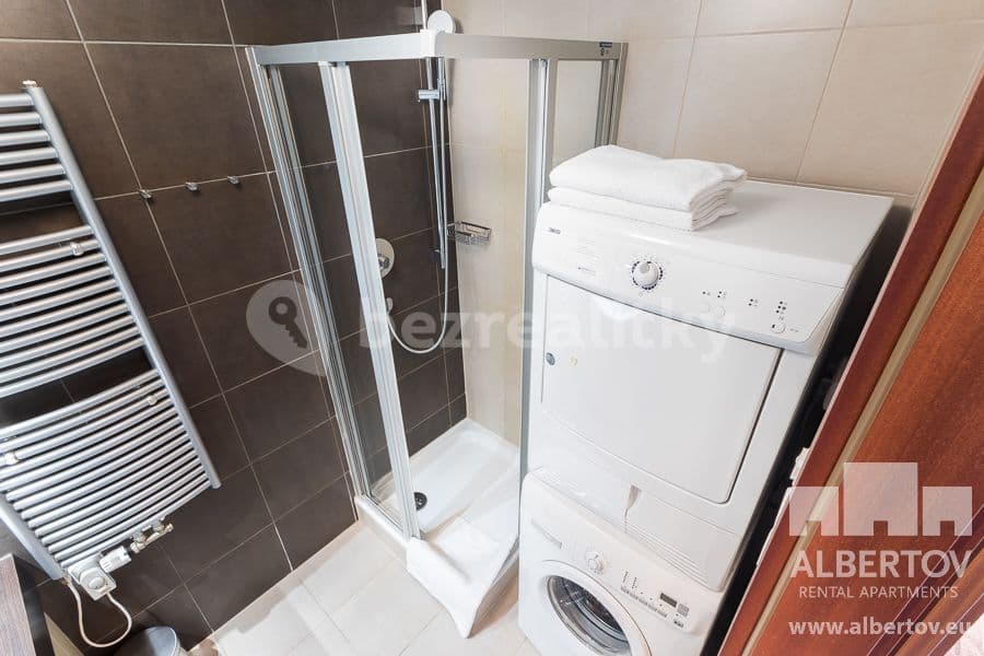 Pronájem bytu 2+kk 50 m², Horská, Praha, Praha Pronájem bytu 2+kk 50 m², Horská, Praha, Praha