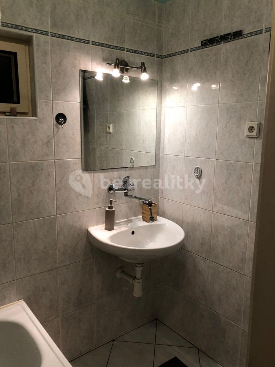 Pronájem bytu 2+kk 45 m², Polská, Praha, Praha Pronájem bytu 2+kk 45 m², Polská, Praha, Praha