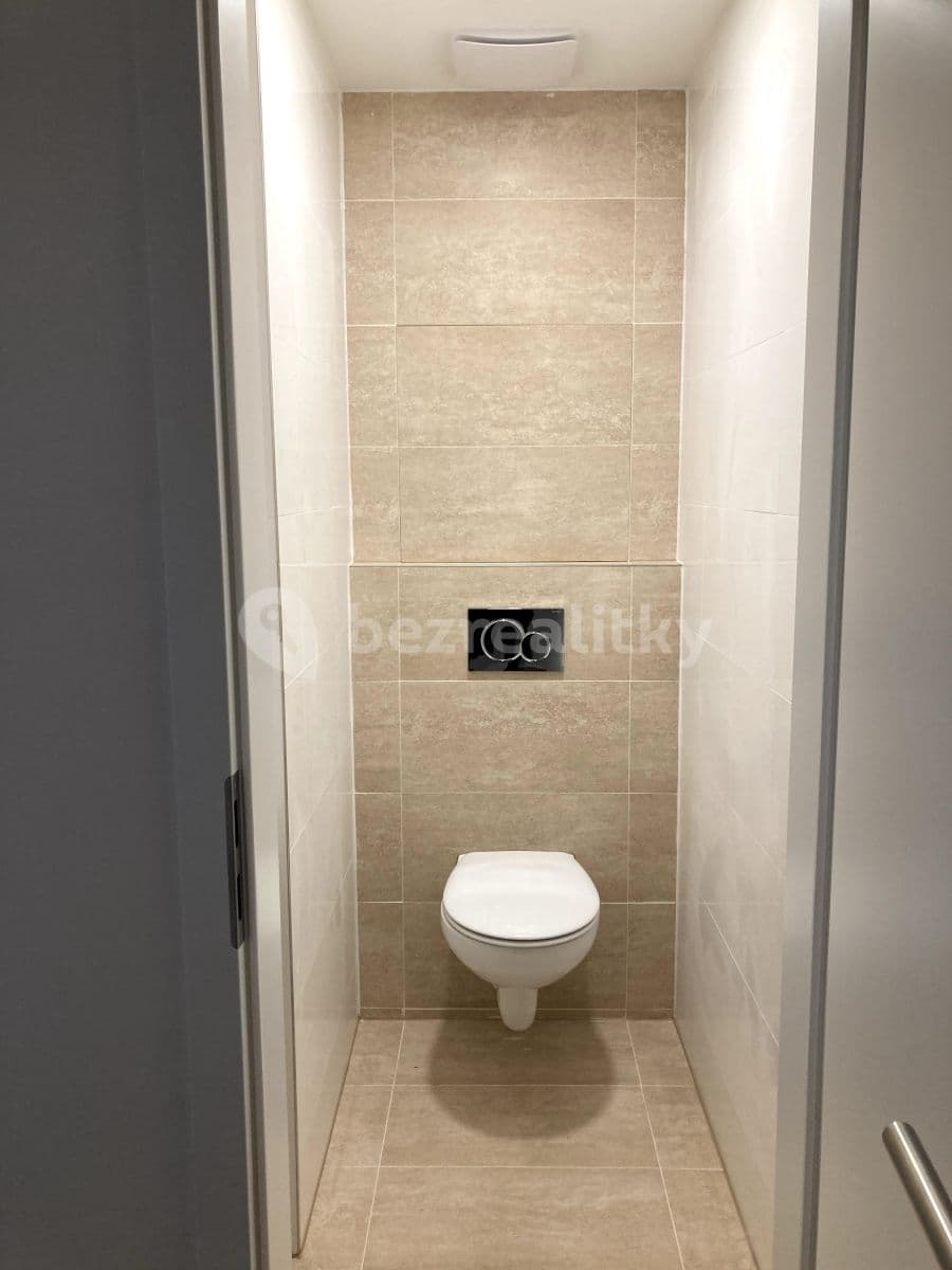 Pronájem bytu 3+kk 76 m², Na růžovém poli, Kladno, Středočeský kraj Pronájem bytu 3+kk 76 m², Na růžovém poli, Kladno, Středočeský kraj