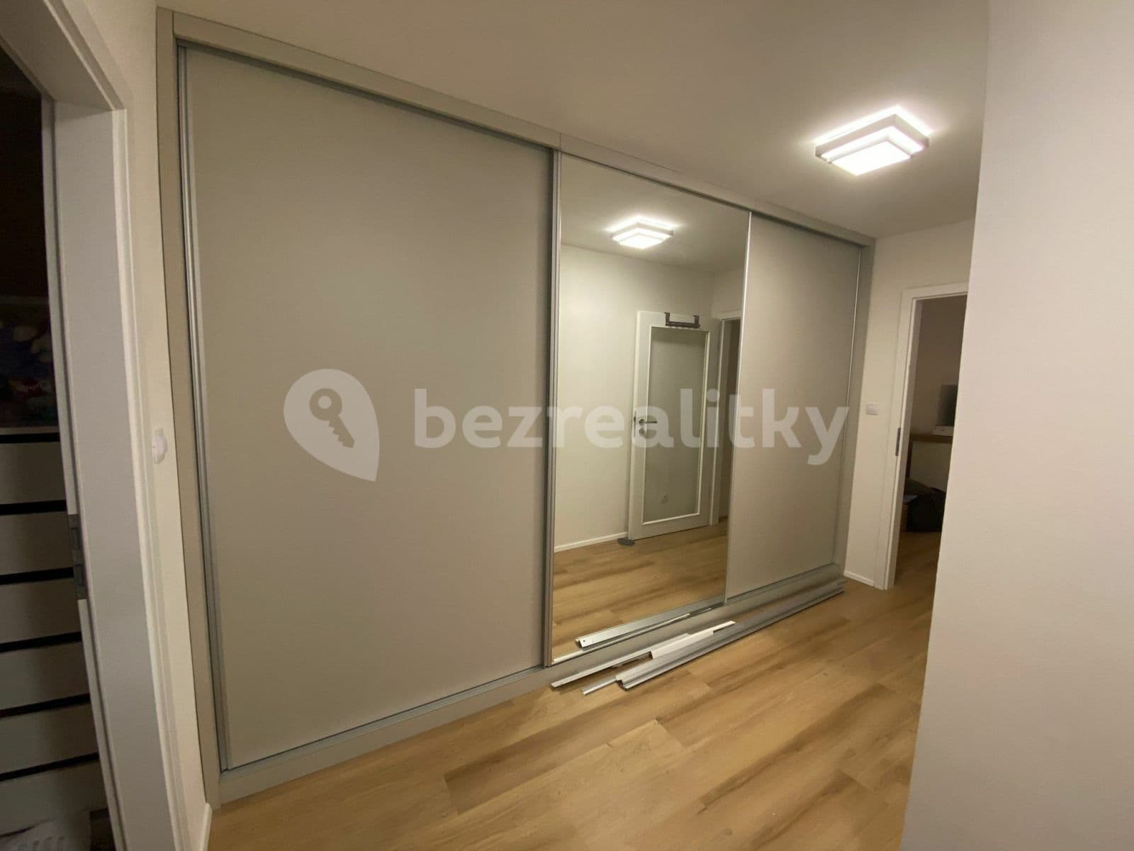 Pronájem bytu 3+kk 76 m², Na růžovém poli, Kladno, Středočeský kraj Pronájem bytu 3+kk 76 m², Na růžovém poli, Kladno, Středočeský kraj