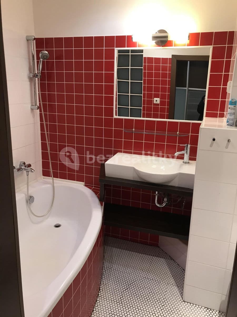 Pronájem bytu 2+kk 46 m², Vysočanská, Praha, Praha Pronájem bytu 2+kk 46 m², Vysočanská, Praha, Praha