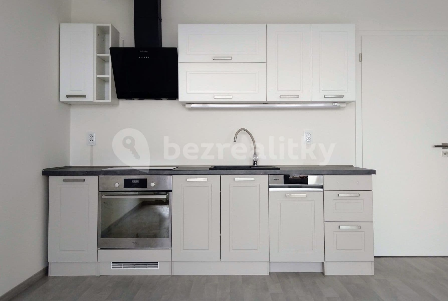 Pronájem bytu 1+kk 38 m², Olgy Havlové, Praha, Praha Pronájem bytu 1+kk 38 m², Olgy Havlové, Praha, Praha
