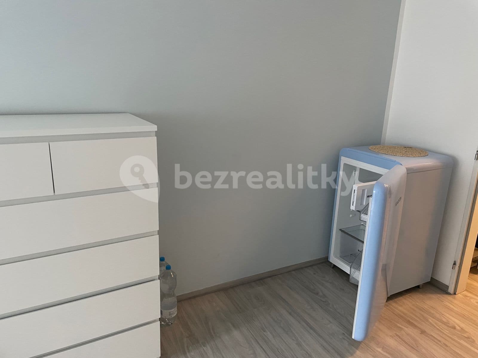 Pronájem bytu 1+kk 32 m², Herlíkovická, Praha, Praha Pronájem bytu 1+kk 32 m², Herlíkovická, Praha, Praha
