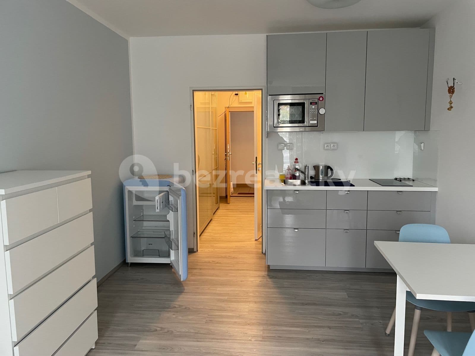 Pronájem bytu 1+kk 32 m², Herlíkovická, Praha, Praha Pronájem bytu 1+kk 32 m², Herlíkovická, Praha, Praha