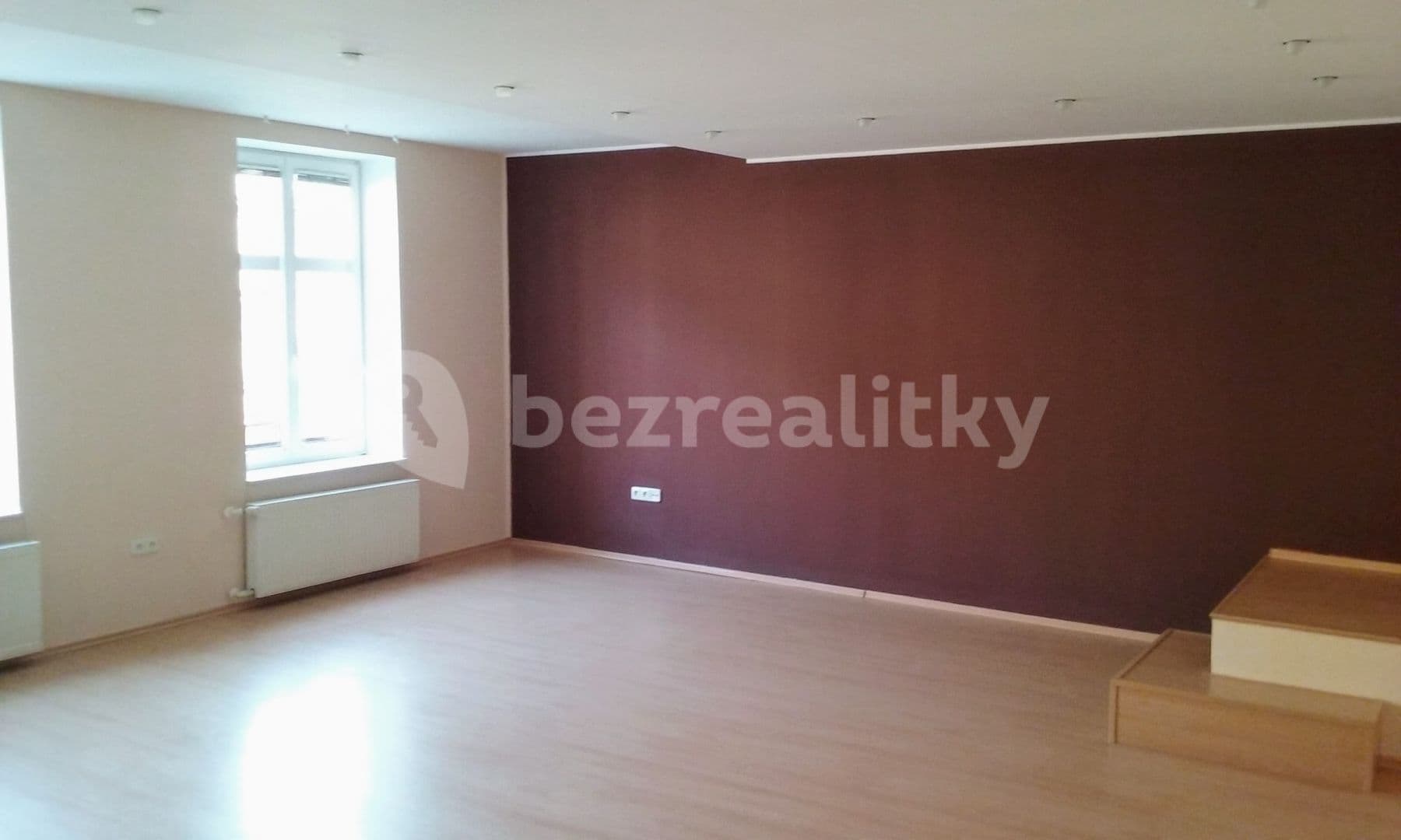 Pronájem bytu 4+1 228 m², 1. máje, Olomouc, Olomoucký kraj Pronájem bytu 4+1 228 m², 1. máje, Olomouc, Olomoucký kraj