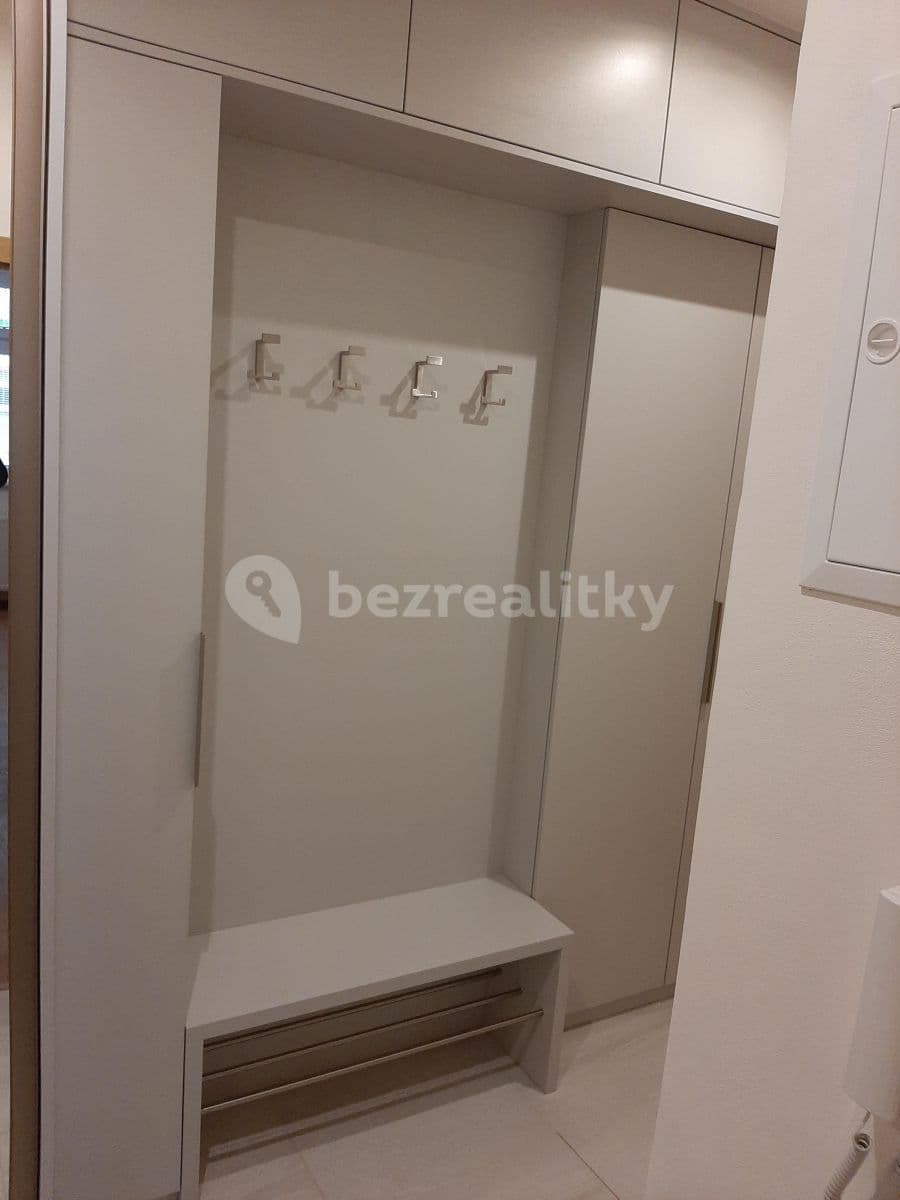 Pronájem bytu 2+kk 51 m², Písecká, Praha, Praha Pronájem bytu 2+kk 51 m², Písecká, Praha, Praha
