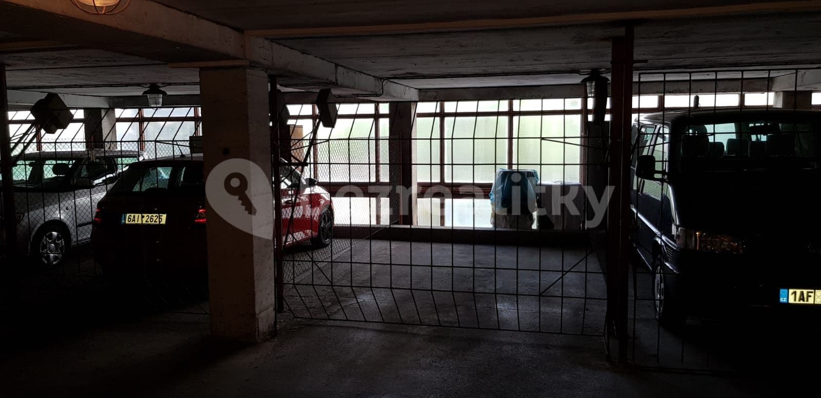 Pronájem garáže 18 m², Lovosická, Praha, Praha Pronájem garáže 18 m², Lovosická, Praha, Praha