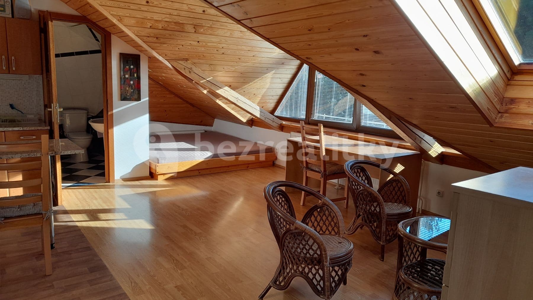 Pronájem bytu Garsoniéra 40 m², Šeříková, Brno, Jihomoravský kraj Pronájem bytu Garsoniéra 40 m², Šeříková, Brno, Jihomoravský kraj