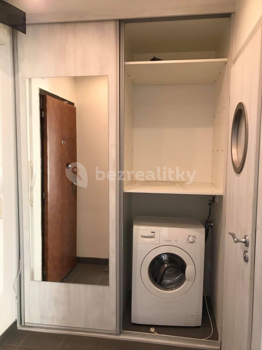 Pronájem bytu 1+kk 34 m², Bachova, Praha, Praha Pronájem bytu 1+kk 34 m², Bachova, Praha, Praha