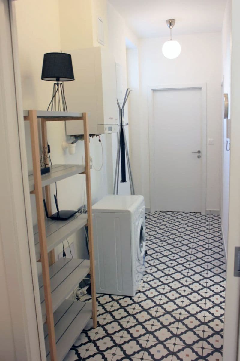 Pronájem bytu 2+1 57 m², Prvního pluku, Praha, Praha Pronájem bytu 2+1 57 m², Prvního pluku, Praha, Praha