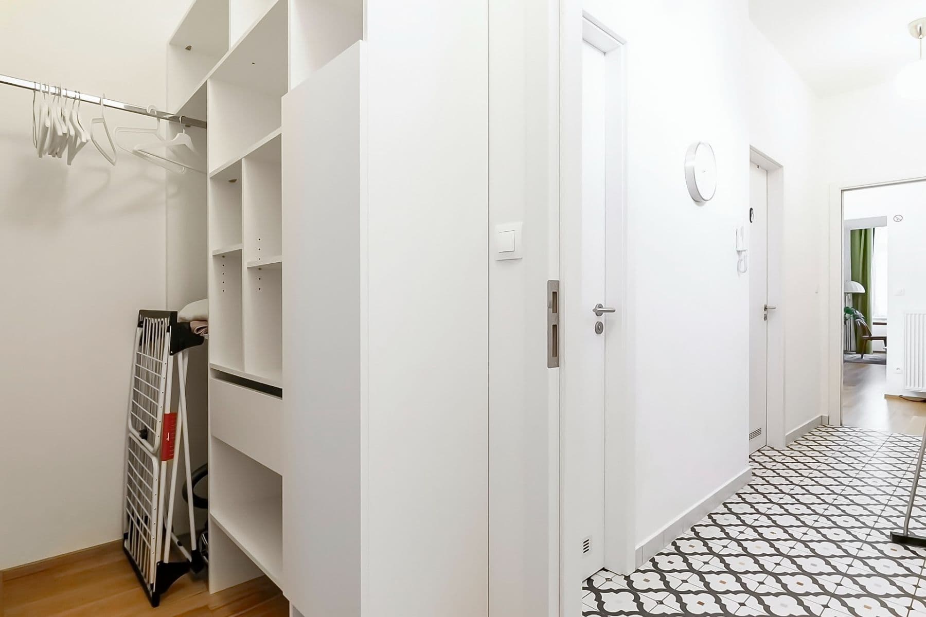 Pronájem bytu 2+1 57 m², Prvního pluku, Praha, Praha Pronájem bytu 2+1 57 m², Prvního pluku, Praha, Praha