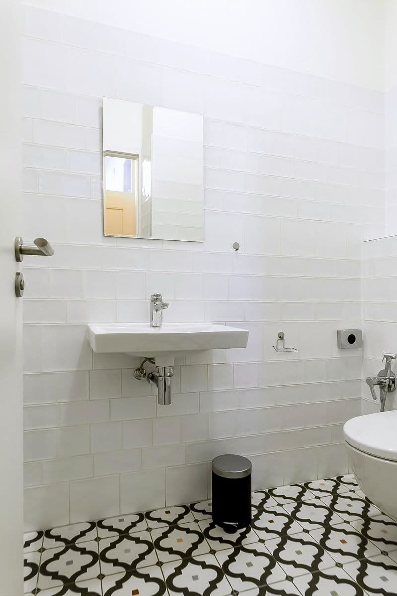 Pronájem bytu 2+1 57 m², Prvního pluku, Praha, Praha Pronájem bytu 2+1 57 m², Prvního pluku, Praha, Praha