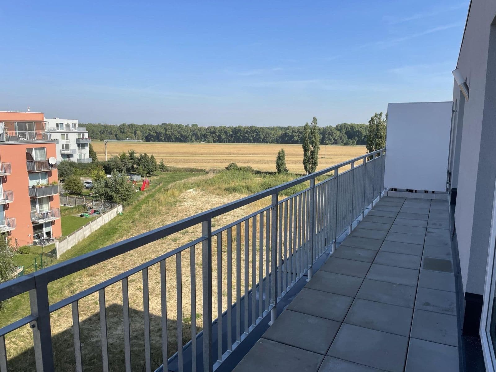 Pronájem bytu 2+kk 62 m², Ovesná, Hostivice, Středočeský kraj Pronájem bytu 2+kk 62 m², Ovesná, Hostivice, Středočeský kraj