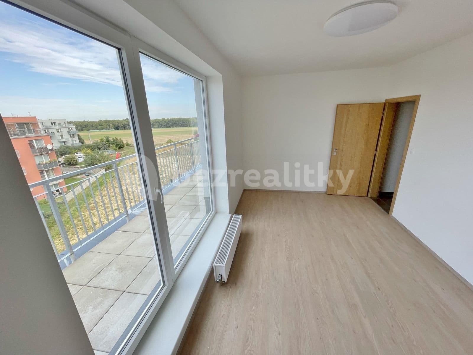 Pronájem bytu 2+kk 62 m², Ovesná, Hostivice, Středočeský kraj Pronájem bytu 2+kk 62 m², Ovesná, Hostivice, Středočeský kraj