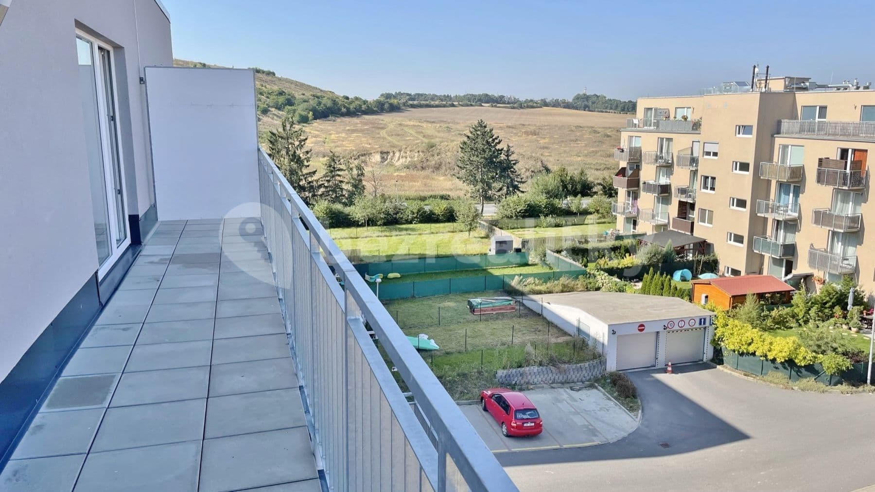 Pronájem bytu 2+kk 62 m², Ovesná, Hostivice, Středočeský kraj Pronájem bytu 2+kk 62 m², Ovesná, Hostivice, Středočeský kraj