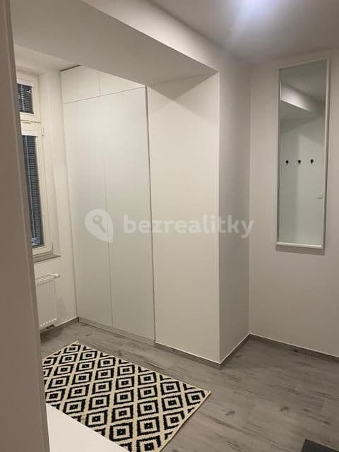 Pronájem bytu 1+1 50 m², Lermontovova, Bratislava - mestská časť Staré Mesto, Bratislavský kraj Pronájem bytu 1+1 50 m², Lermontovova, Bratislava - mestská časť Staré Mesto, Bratislavský kraj