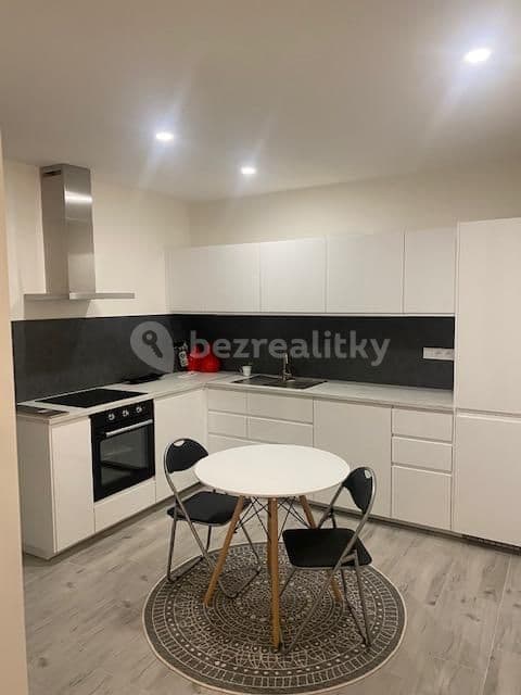 Pronájem bytu 1+1 50 m², Lermontovova, Bratislava - mestská časť Staré Mesto, Bratislavský kraj Pronájem bytu 1+1 50 m², Lermontovova, Bratislava - mestská časť Staré Mesto, Bratislavský kraj