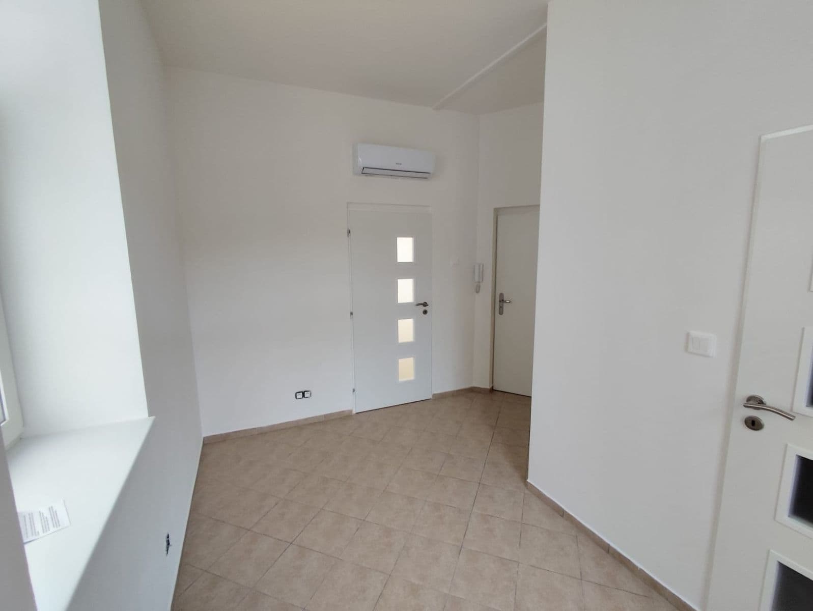 Pronájem bytu 1+1 43 m², Příční, Dalovice, Karlovarský kraj Pronájem bytu 1+1 43 m², Příční, Dalovice, Karlovarský kraj