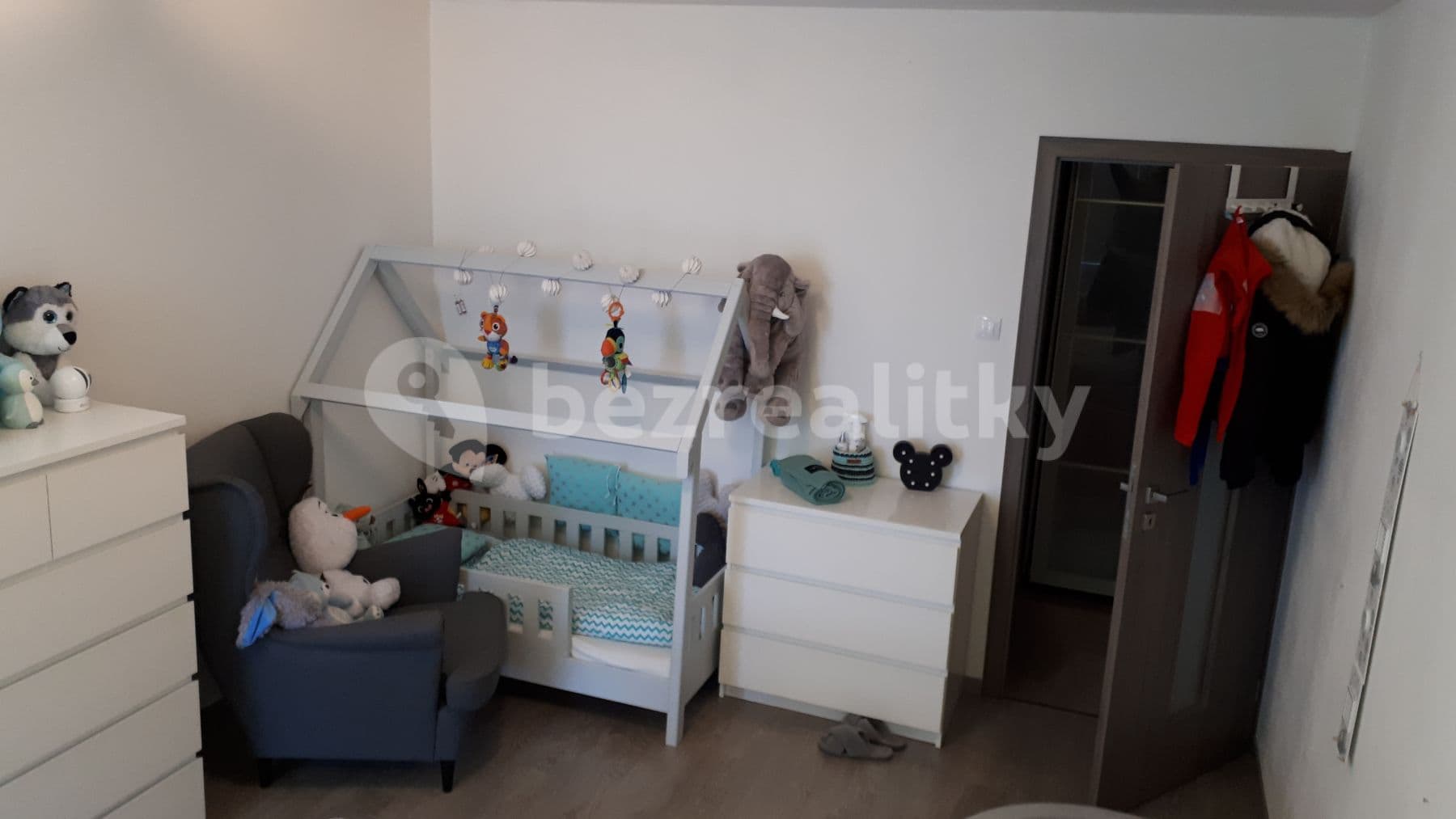 Pronájem bytu 3+kk 72 m², Na Skalkách, Neratovice, Středočeský kraj Pronájem bytu 3+kk 72 m², Na Skalkách, Neratovice, Středočeský kraj