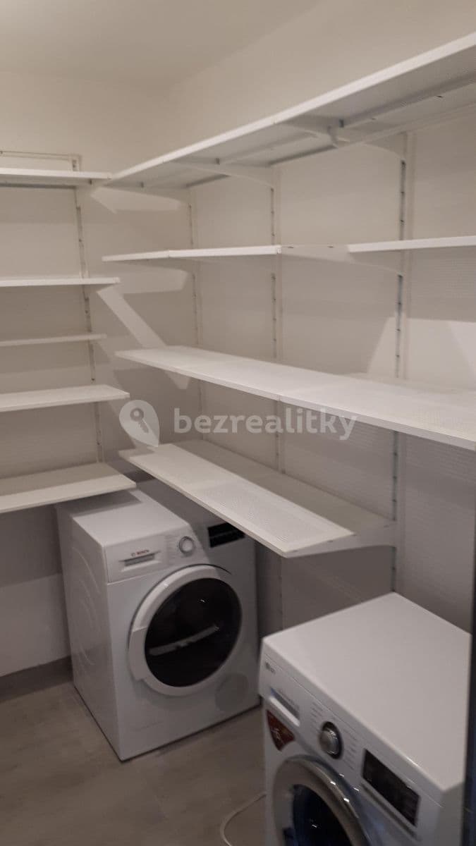 Pronájem bytu 3+kk 72 m², Na Skalkách, Neratovice, Středočeský kraj Pronájem bytu 3+kk 72 m², Na Skalkách, Neratovice, Středočeský kraj