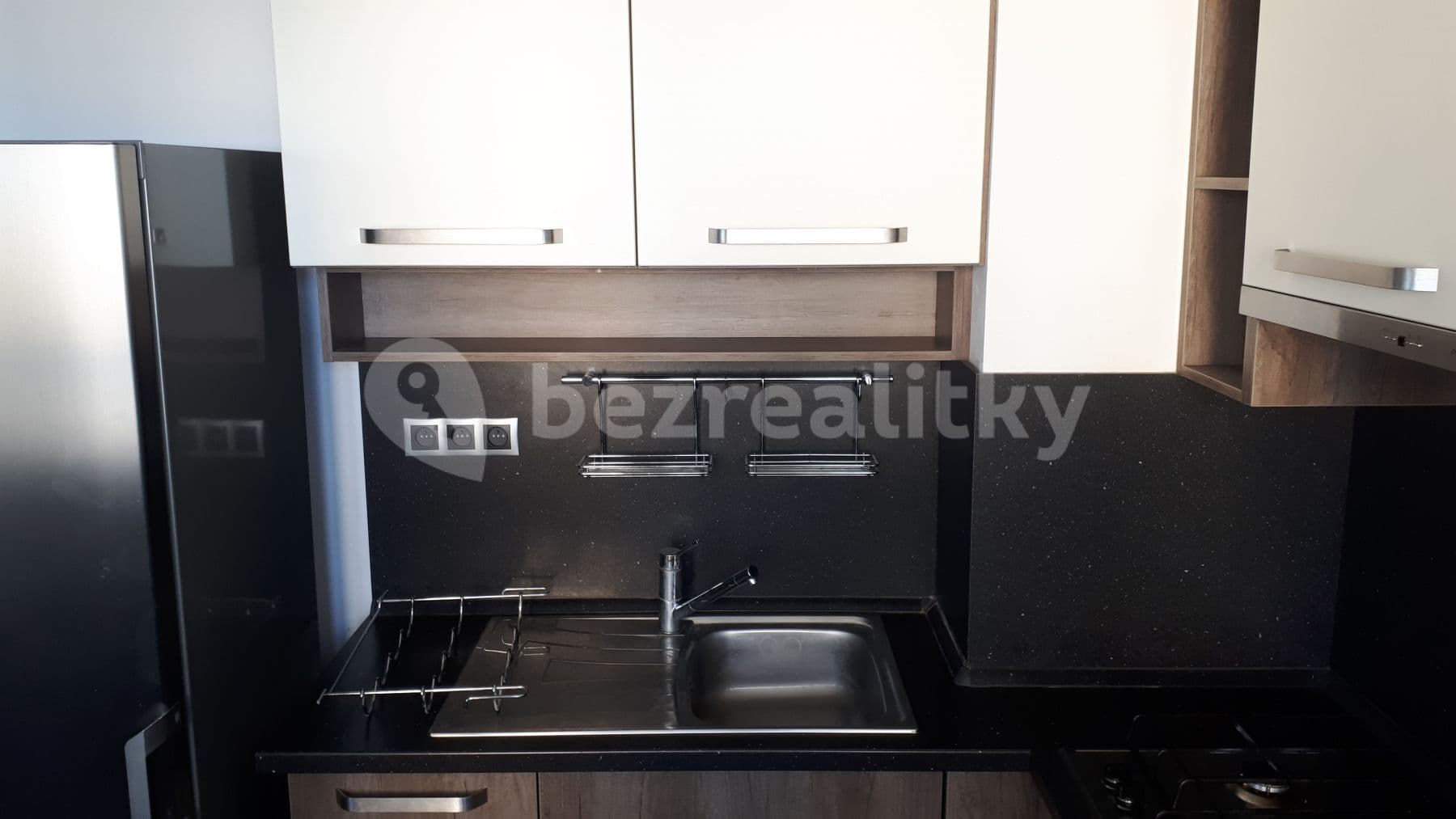 Pronájem bytu 3+kk 72 m², Na Skalkách, Neratovice, Středočeský kraj Pronájem bytu 3+kk 72 m², Na Skalkách, Neratovice, Středočeský kraj