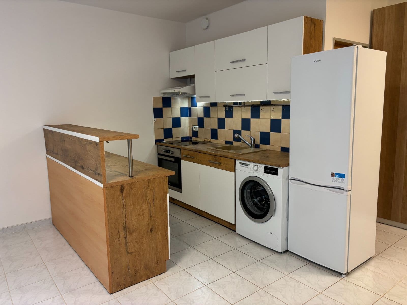Pronájem bytu 1+kk 37 m², Kostomlatská, Praha, Praha Pronájem bytu 1+kk 37 m², Kostomlatská, Praha, Praha