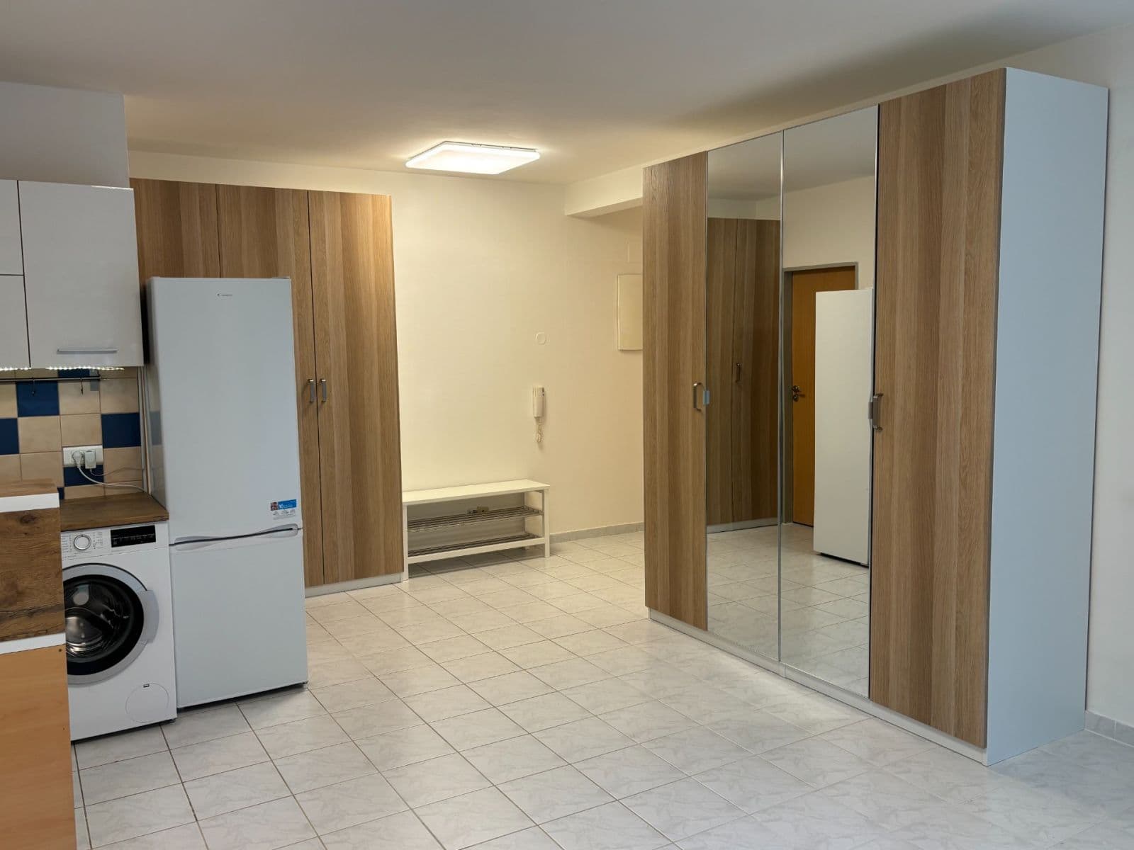 Pronájem bytu 1+kk 37 m², Kostomlatská, Praha, Praha Pronájem bytu 1+kk 37 m², Kostomlatská, Praha, Praha