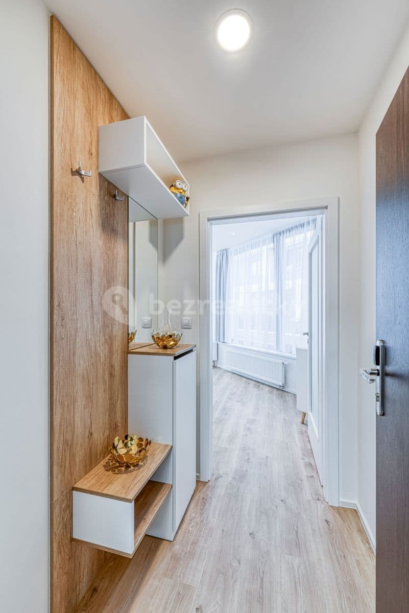Pronájem bytu 1+kk 31 m², Mukařovského, Praha, Praha Pronájem bytu 1+kk 31 m², Mukařovského, Praha, Praha