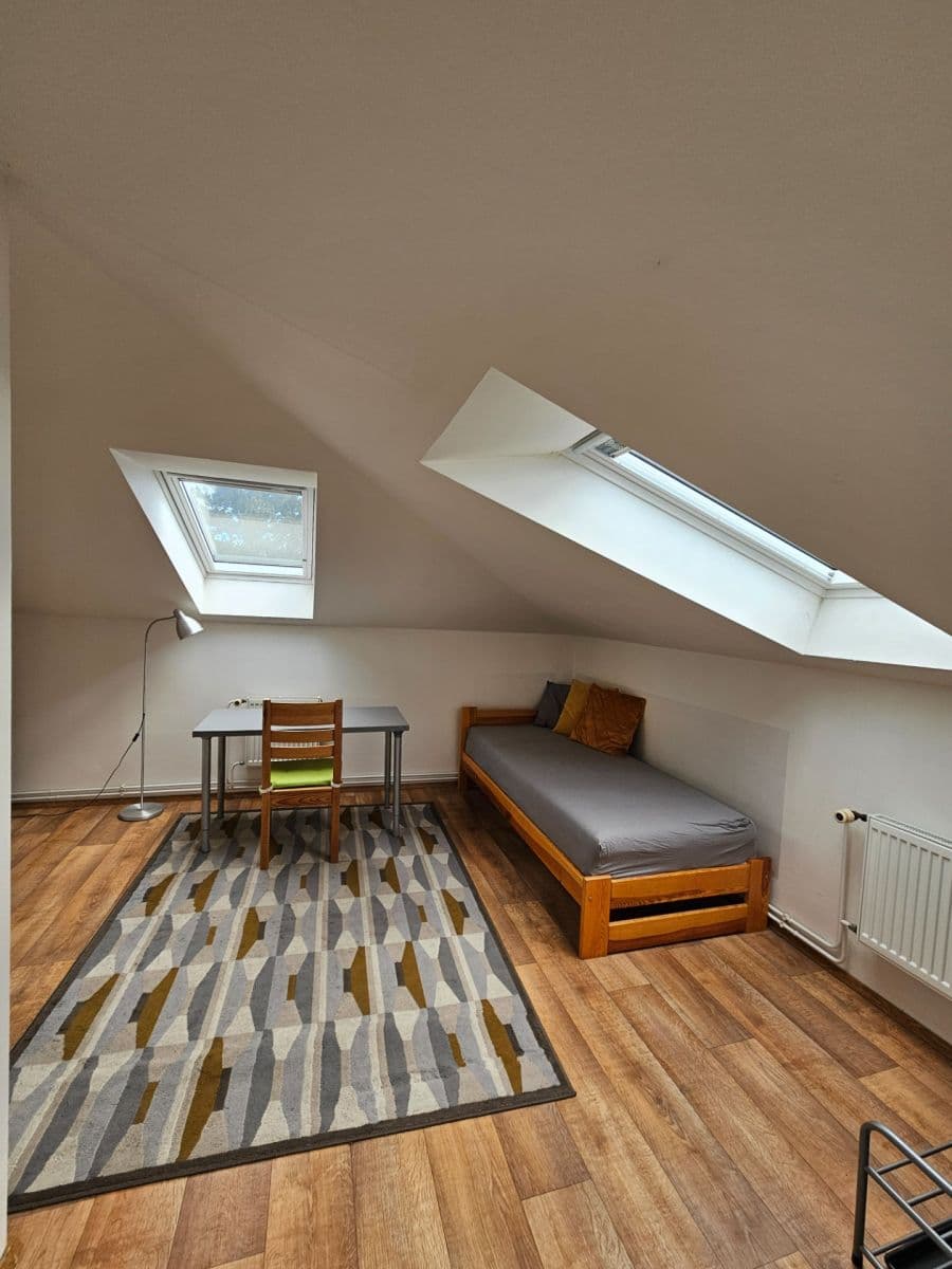 Pronájem bytu 1+kk 28 m², Nad Šárkou, Praha, Praha Pronájem bytu 1+kk 28 m², Nad Šárkou, Praha, Praha