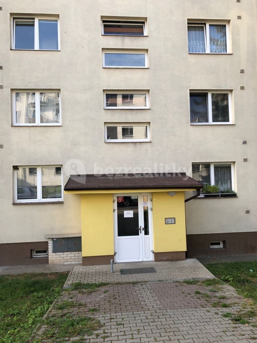 Pronájem bytu 1+1 30 m², Spojovací, Milovice, Středočeský kraj Pronájem bytu 1+1 30 m², Spojovací, Milovice, Středočeský kraj