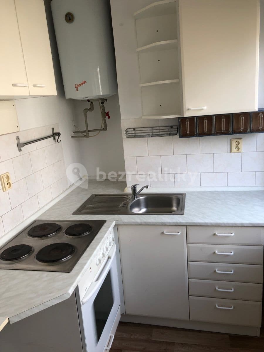 Pronájem bytu 1+1 30 m², Spojovací, Milovice, Středočeský kraj Pronájem bytu 1+1 30 m², Spojovací, Milovice, Středočeský kraj