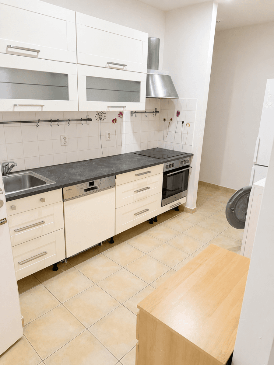Pronájem bytu 2+kk 50 m², Mládeže, Praha, Praha Pronájem bytu 2+kk 50 m², Mládeže, Praha, Praha