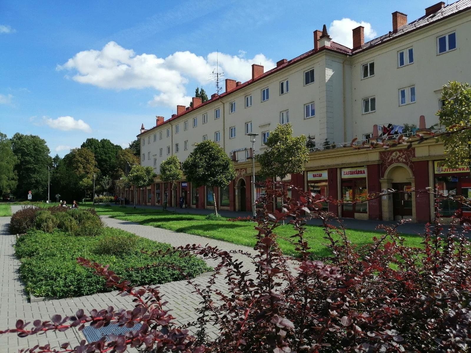 Pronájem nebytového prostoru 126 m², nám. Budovatelů, Karviná, Moravskoslezský kraj Pronájem nebytového prostoru 126 m², nám. Budovatelů, Karviná, Moravskoslezský kraj