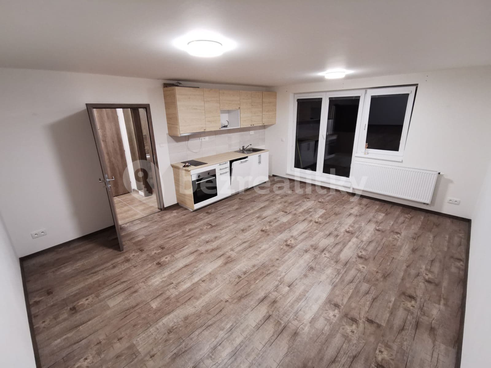 Pronájem bytu 1+kk 45 m², Mikšíčkova, Brno, Jihomoravský kraj Pronájem bytu 1+kk 45 m², Mikšíčkova, Brno, Jihomoravský kraj