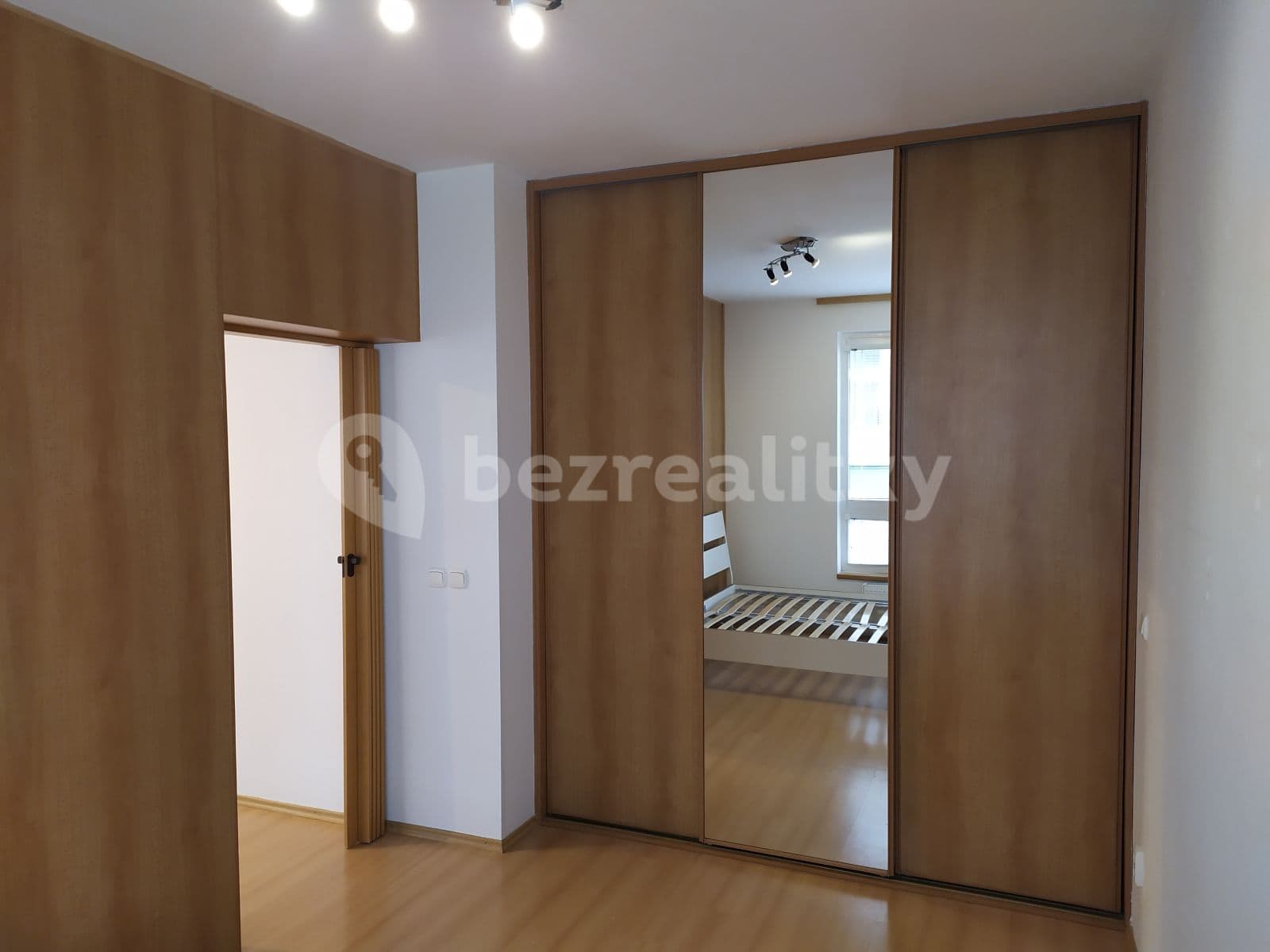 Pronájem bytu 2+kk 46 m², Kurta Konráda, Praha, Praha Pronájem bytu 2+kk 46 m², Kurta Konráda, Praha, Praha