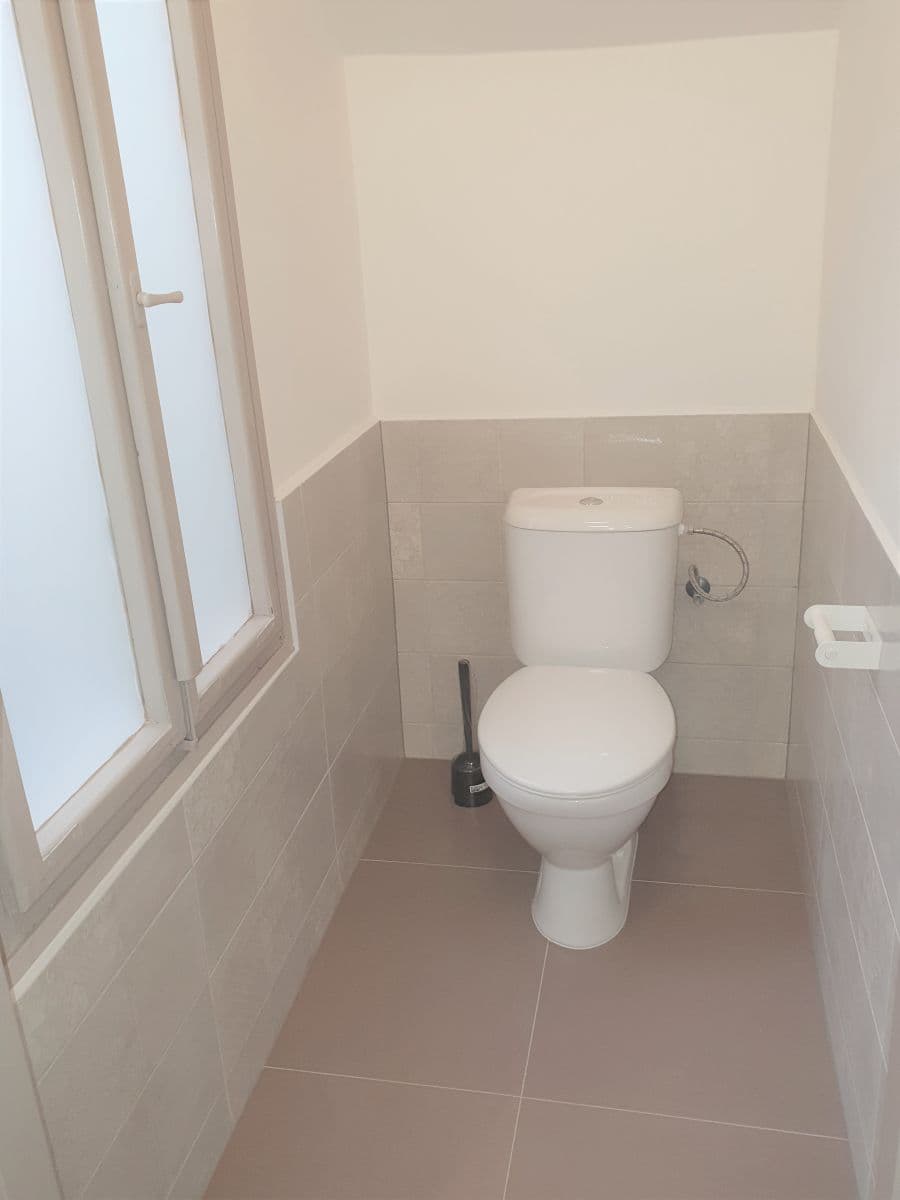 Pronájem bytu 1+kk 22 m², Moskevská, Praha, Praha Pronájem bytu 1+kk 22 m², Moskevská, Praha, Praha