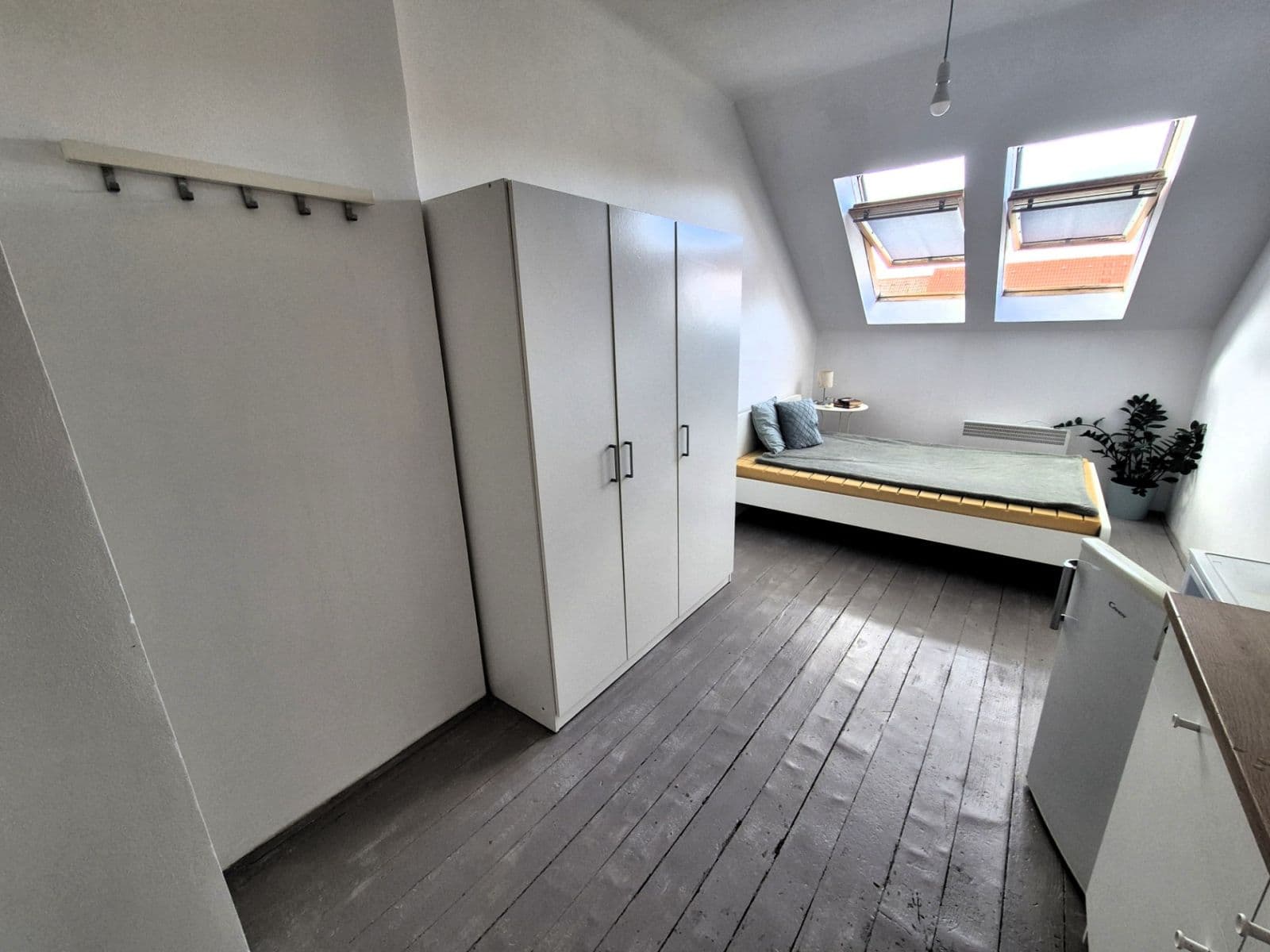 Pronájem bytu 1+kk 22 m², Moskevská, Praha, Praha Pronájem bytu 1+kk 22 m², Moskevská, Praha, Praha