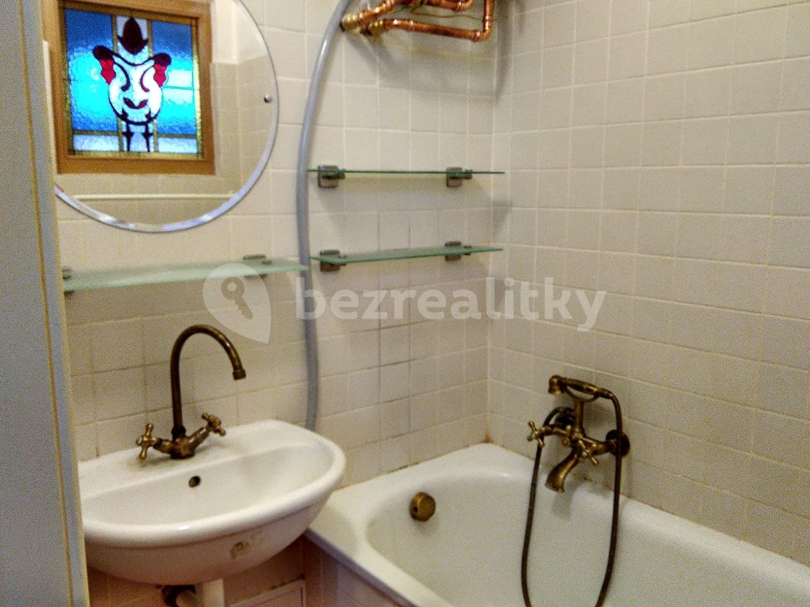 Pronájem bytu 2+kk 47 m², Šmeralova, Olomouc, Olomoucký kraj Pronájem bytu 2+kk 47 m², Šmeralova, Olomouc, Olomoucký kraj
