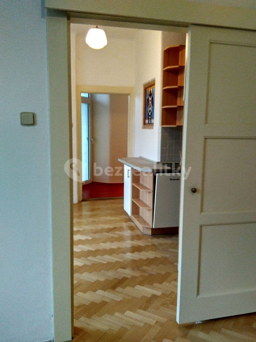 Pronájem bytu 2+kk 47 m², Šmeralova, Olomouc, Olomoucký kraj Pronájem bytu 2+kk 47 m², Šmeralova, Olomouc, Olomoucký kraj