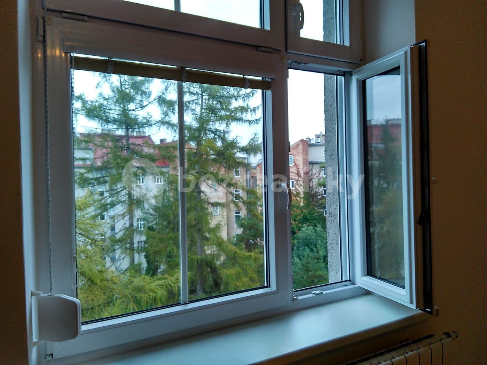 Pronájem bytu 2+kk 47 m², Šmeralova, Olomouc, Olomoucký kraj Pronájem bytu 2+kk 47 m², Šmeralova, Olomouc, Olomoucký kraj