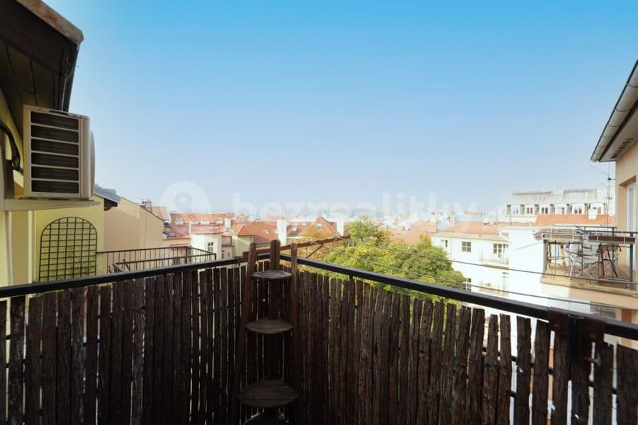 Pronájem bytu 3+kk 61 m², Varšavská, Praha, Praha Pronájem bytu 3+kk 61 m², Varšavská, Praha, Praha