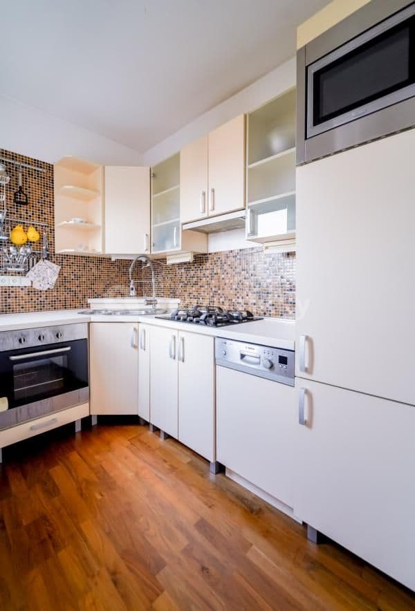 Pronájem bytu 3+kk 61 m², Varšavská, Praha, Praha Pronájem bytu 3+kk 61 m², Varšavská, Praha, Praha